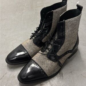 GioVanni Di Rocco Black and Gray Herringbone Boots